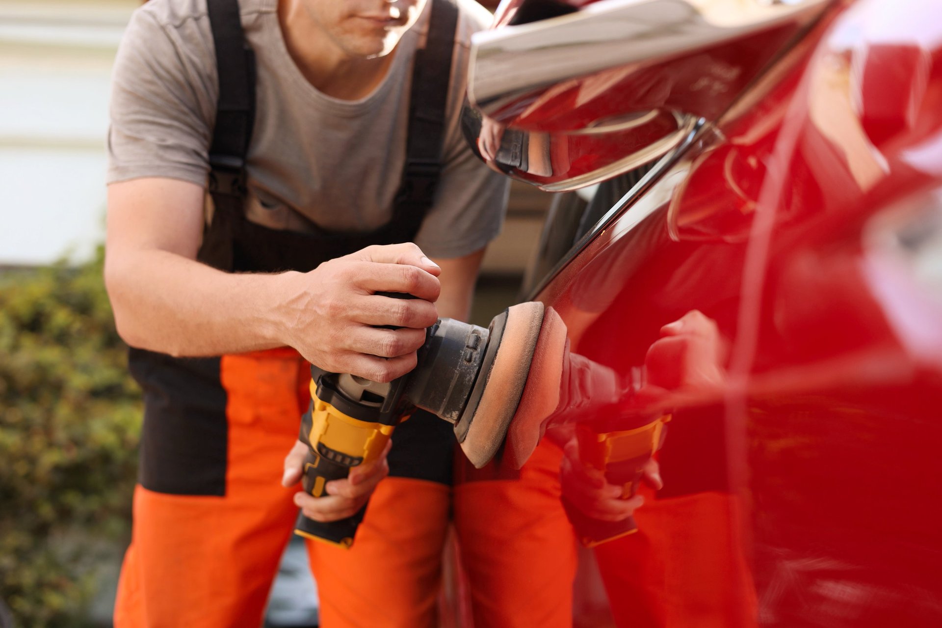 Professional car polishing